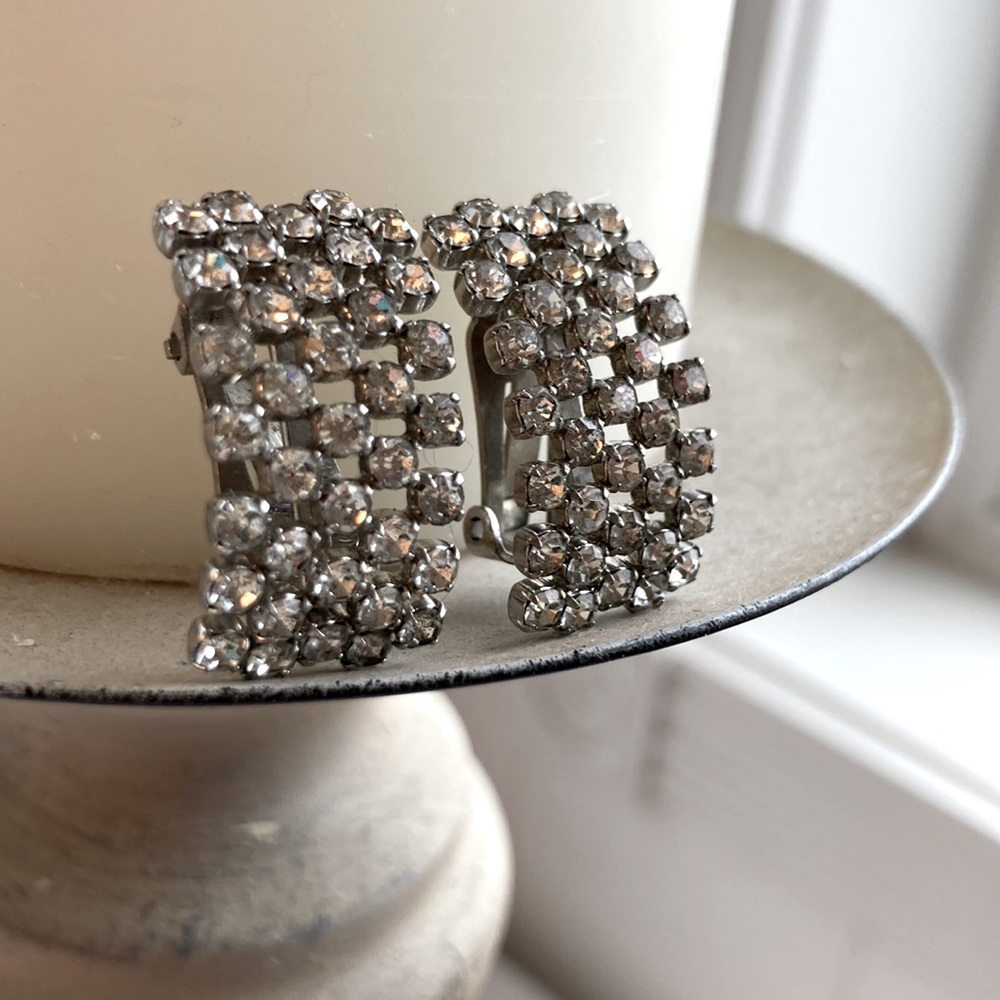 Fashion Diamond Clip-On Earrings